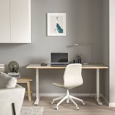 Skarsta Schreibtisch Sitz Steh Beige Weiss Ikea Osterreich In 2021 Ikea Standing Desk Sit Stand Desk Desk
