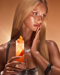 LOVED everything about this @gisou shoot ❤️ thanks to the amazing team  behind it 🫶🏽 Photography by: @annabelleclarenburg Producer  @mollymessersmith PA: @nura.babol Art Director: @selaclark Set designer:  @dannyhyland Stylist: Alihan Leo Adzhem