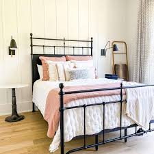 Option for kids room bunks. Small Guest Room Ideas