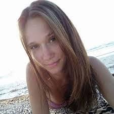 Angel Starkey's Instagram, Twitter & Facebook