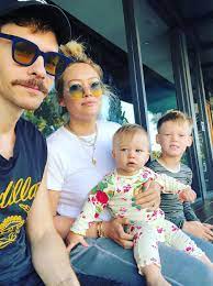 Hilary duff is 'living cleaner' for her kids and the planet: Hilary Duff On Pregnancy Her Changing Body And How Her Kids Are Preparing For Baby No 3 People Com
