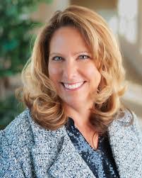 Julianne Peters's Instagram, Twitter & Facebook