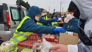 Secours populaire recrute 01 stagiaire communication institutionnelle. Dunkerquois Le Secours Populaire Distribue Des Milliers De Repas Aux Sdf Aux Familles Defavorisees Et Aux Migrants