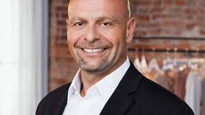 Express looking for a new CFO