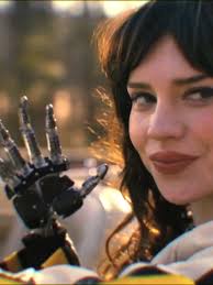 Compañera Perfecta: La Nueva Película de Sophie Thatcher