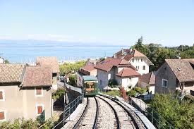 Mit golf, casinos, einem jachthafen und mehr! Schone Standseilbahn Vom Hafen Zum Stadtchen Funiculaire De Thonon Les Bains Thonon Les Bains Reisebewertungen Tripadvisor