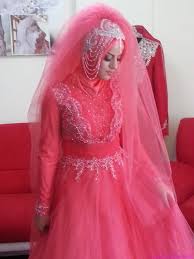 Pembe Renkli Tesettur Gelinlik Modelleri Moda Tesettur Giyim The Dress Gelinlik Giyim