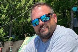 Melissa Bragg's Instagram, Twitter & Facebook