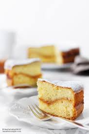 100 g di farina 00 2 uova Torta Con Cuore Di Confettura La Tana Del Coniglio