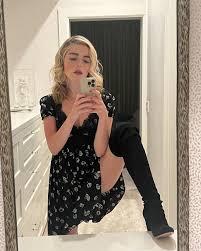 best of kiernan shipka on X: remember when kiernan shipka  t.coC1UiU1z0rj  X
