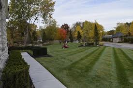 Landscape architect, landscape contractors, landscape maintenance. Commercial Landscaping Farmington Hills Mi Troy Clogg Landscape Associates