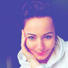 Marija Maze v: osebe