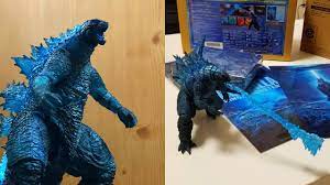 However here it is, the long awaited unboxing. S H Monsterarts Godzilla 2019 Poster Ver Youtube