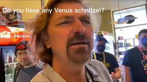 No Venus schnitzel :( #tf2 #teamfortress2 #tf2voiceactors #robinatkindownes  #garyschwartz #johnpatricklowrie #ellenmclain  ##tf2heavy##tfmedic##tf2sniper##tf2administrator##meme##funny##fyp##fup##fypシ#...