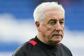 Evans wary as US suitors close in