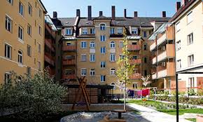 Zusammen mit der gemeinde domat/ems und giubbini architekten aus chur wird das ganze bahnhofareal nun umfassend modernisiert. Home Ebm Eisenbahner Baugenossenschaft Munchen Hauptbahnhof
