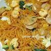 Setelah membuat kuah, langkah, resep mie ayam selanjutnya adalah membuat toping ayam. 1