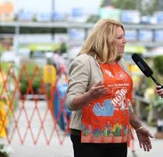 The home depot diy workshops are designed to help people of any skill level. Free Diy Classes My First Home Depot Dih Workshop With Delilah