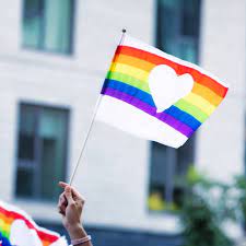 In gouda is de gemeente vergeten zondag de regenboogvlag te hijsen tijdens de internationale dag tegen 'we vinden het erg jammer het hijsen van de vlag niet is gebeurd', zegt mart van de kamp. Hang De Regenboogvlag Uit En Toon Je Een Inclusieve Werkgever Kliq