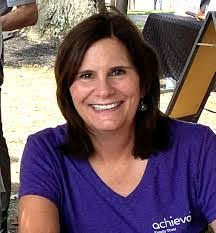 Jennifer Stoyer's Instagram, Twitter & Facebook