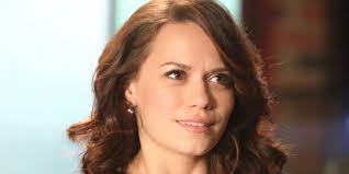 One Tree Hill: Haley's Grief Journey Shows the Hardship of Healing