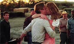 Foi transformado em filme em 2004. When You Were Kevin Connolly Romantic Films The Notebook Scenes Romance Movies