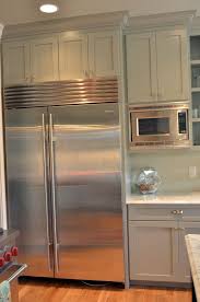 Benjamin Moore Fieldstone Love The Crown Moldings Cabinets Too Kitchen Inspirations Kitchen Home Kitchens