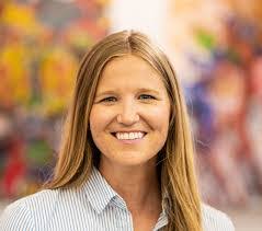 Karla Schank's Instagram, Twitter & Facebook