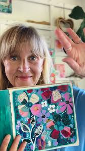 Art journaling is one of my favorite ways to spend an afternoon 🩷  surrounded by collage papers, paints and ideas!, And then slowly all the  mess around me turns into something beautiful and fun 🎨, ...