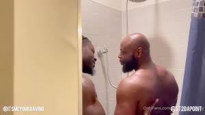 Gerardo Sacco in action - raw passion on Monstercockland