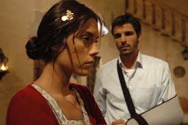 Artistul care este pe locul 1 in topul saptamanal top 10 dedicard este invitat in aceasta emisiune. From Rosalinda To Sila Turkish Tv Series Top Global Imported Content Market Daily Sabah