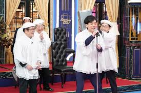 ザ・ドリフターズ：白いベレー帽＆スモック姿で「少年少女合唱隊」再現 「しゃべくり」メンバーが“伝説のコント”に挑む！ -  MANTANWEB（まんたんウェブ）