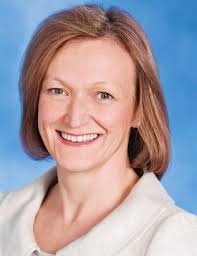 4 women, 4 paths, 1 goal