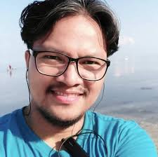 Kapag kumikita ka ng 100 Pesos sa loob ng 1-buwan noong 1945, naka-aangat  ka na sa buhay. courtesy Brian Mendoza