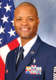 Aloha: Sailors of USS Chosin deploy