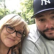 Lyndsey Asparro and Michael Carsten's Wedding Registry