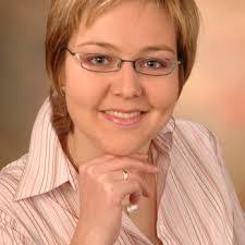 Anna Schmiedel's Instagram, Twitter & Facebook