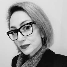 Karen Denaro's Instagram, Twitter & Facebook