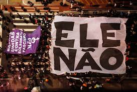 De acordo com os organizadores, o ato acontecia de forma pacífica e mantendo o distanciamento entre as pessoas. Protesto Contra Bolsonaro Em Sp Une Adversarios Sob O Lema Elenao Exame