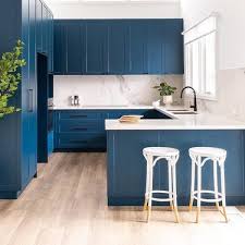 Usa las flechas para elegir un traje a la moda y el fondo perfecto. Tendencias En Cocinas Y Encimeras Propuestas Noticias En Tendencias De Cocinas Y Encimeras Decoesfera