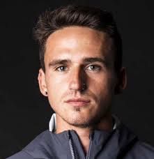 Kenneth Kile's Instagram, Twitter & Facebook