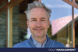 Even though I have the role of CEO, I really want to be close to my staff… 