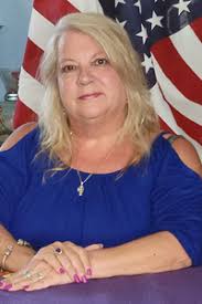 Michele Vetter's Instagram, Twitter & Facebook