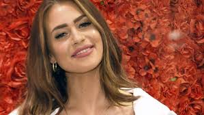 Mimi previously dated photographer nick tsindos following his split from fashion designer, jodhi meares, 47. Der Bachelor Und Die Bachelorette Babyboom Bei Ehemaligen Teilnehmerinnen Panorama Stuttgarter Zeitung