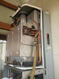 Le caldaie murali tradizionali da interno sono compatte e di facile utilizzo. Camera Combustione Caldaia Assistenza Caldaie