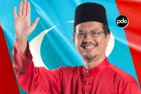 تڠكو ذولڤوري شاه بن راج ڤوجي) (born 15 july 1964) is a malaysian politician who was deputy minister of water, land and natural resources in the pakatan harapan (ph) administration under former prime minister mahathir mohamad and former minister. Malaysia News Calon Ph Tengku Zulpuri Tawar Khidmat Cemerlang Di Parlimen Raub