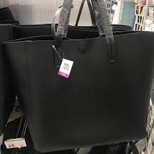 Free shipping site to store. Facebook