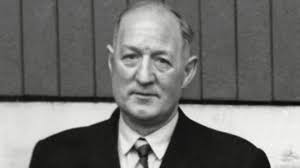 tomcurryblueplaque4feb18