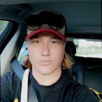 500+ "Tom Moller" profiles