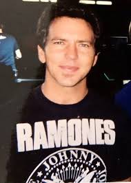 Pin de Chrissy Goodrich en ❤️Eddie Vedder❤️